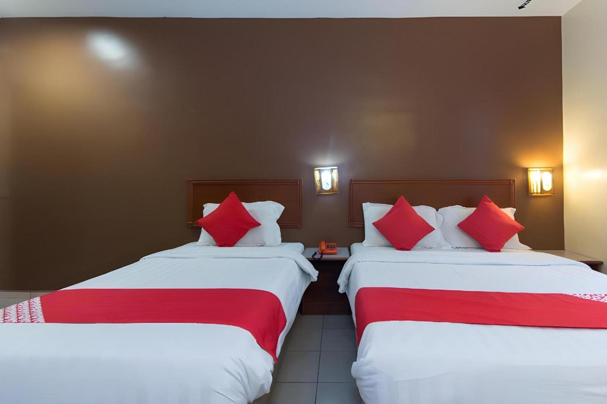 OYO 447 Comfort Hotel Meru Klang Exterior foto
