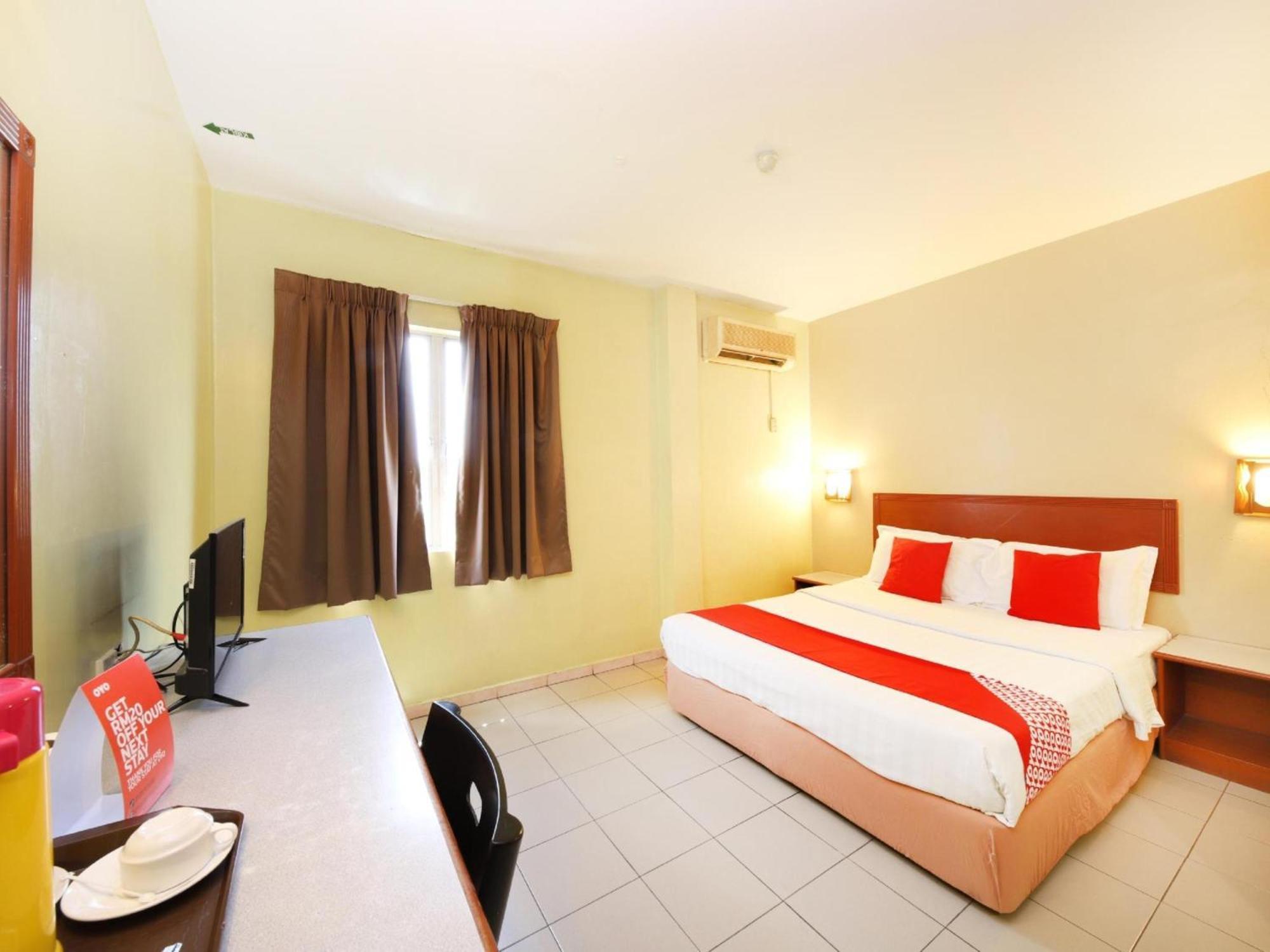 OYO 447 Comfort Hotel Meru Klang Exterior foto