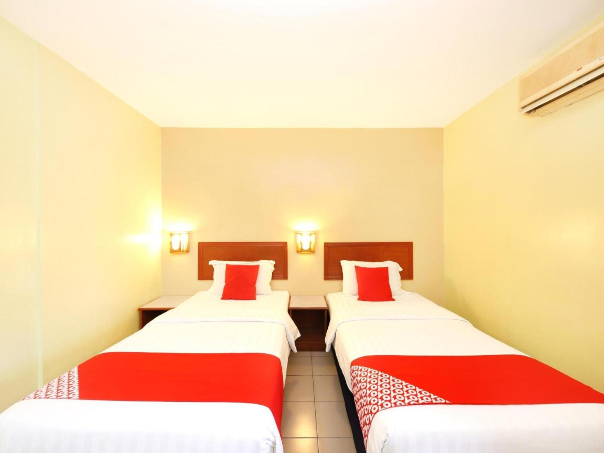 OYO 447 Comfort Hotel Meru Klang Exterior foto