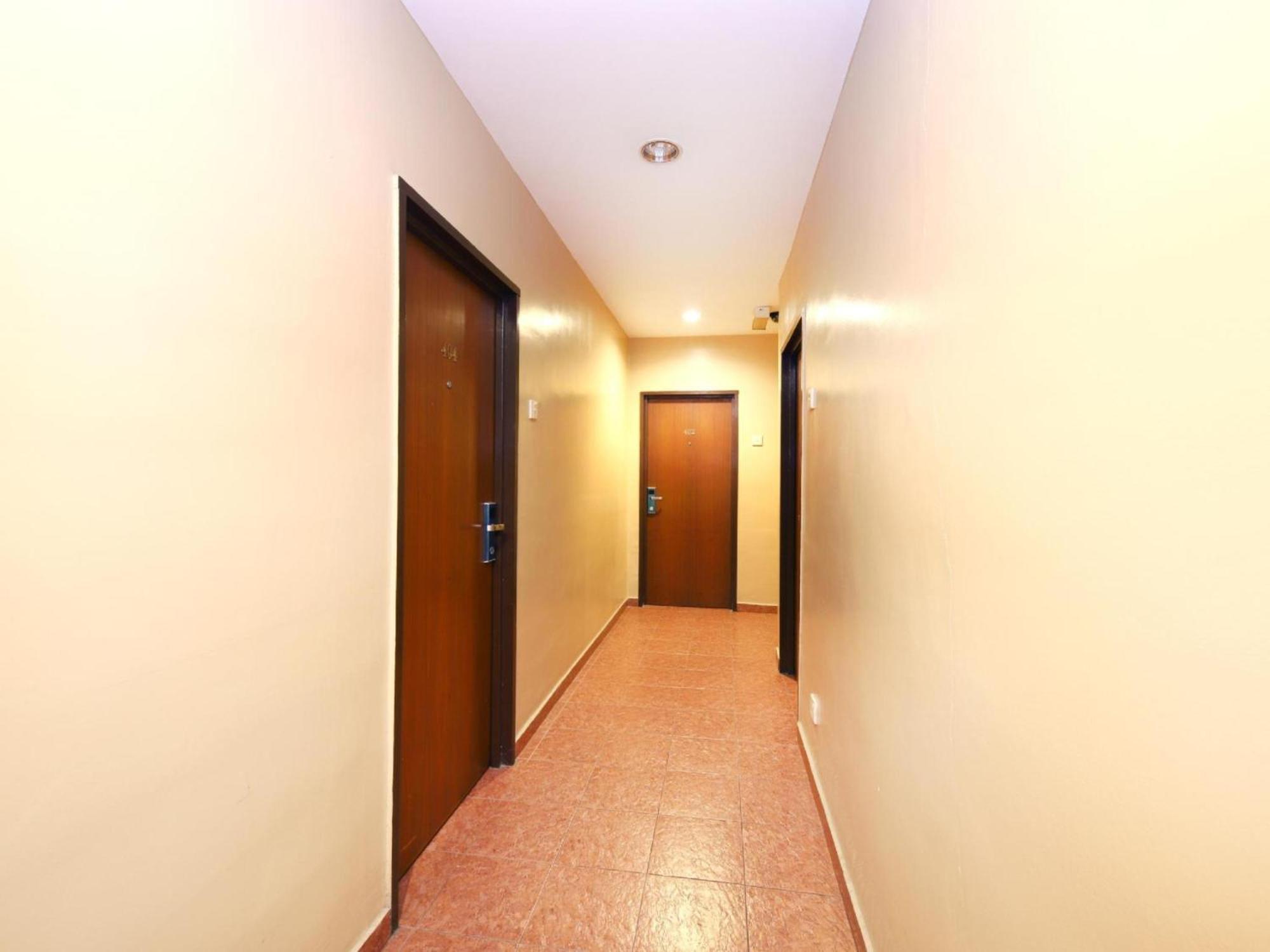 OYO 447 Comfort Hotel Meru Klang Exterior foto